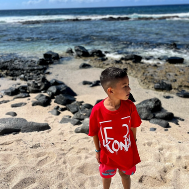 Kona Youth Tee FR Family Rich red white